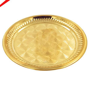 Assiette de présentation design au look moderne et au fini doré pour servir les aliments - Product Image 4