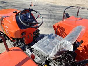 Motor Diésel de 75HP 4WD para Tractor de Ruedas MU5501 con Bomba de Motor, Cojinete y Engranaje en Venta - Product Image 6