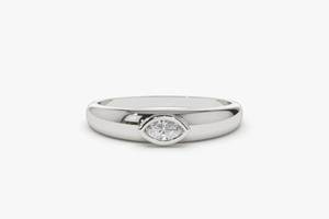 Jeu de lunettes Marquise Lab Grown Diamond Bold Solitaire Ring 14k Soli Gold Dome Bezel Set Bague de fiançailles Pinky Diamond Manufacturer - Product Image 3