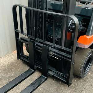 NOUVEAU Chariot élévateur électrique AGV 3 tonnes 4 roues avec navigation laser pour usage en entrepôt - Product Image 3