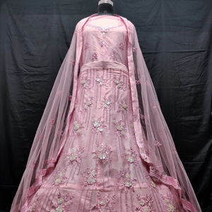 Filet de travail Jarkan lourd de concepteur Lehenga Choli 3m Flair Single Can 2.5m Four Side Butti Dupatta pour les fêtes d'hiver en gros - Product Image 4