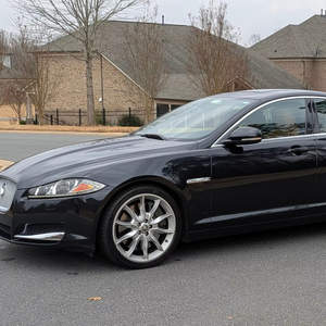 Jaguar XF Supercharged 2012 d'occasion en excellent état, sans accident, conduite à gauche/droite - Product Image 1