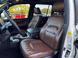 โตโยต้า แลนด์ครุยเซอร์ VXR SUV มือสอง สภาพดี - Product Image 6