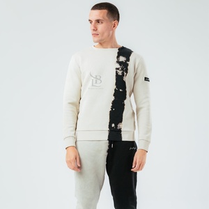 เสื้อสเวตเตอร์คอกลมแบบสวมหัวสำหรับฤดูหนาวพิมพ์ลายสกรีน - Product Image 1