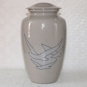 Atractiva urna de cremación hecha de metal de la mejor calidad para guardar cenizas de humanos o mascotas, urna de recuerdo proporcionada por HHO - Product Image 3