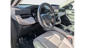 Explorer Active RWD 2025 d'occasion en excellent état - Product Image 4