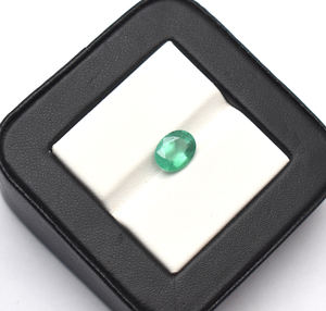 Joyería fina zambiana Natural Esmeralda de la mejor calidad con piedra calibrada de piedra facetada verde de corte ovalado certificado - Product Image 3