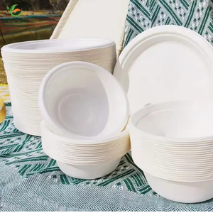 Bols à salade en papier inspirés de Noël, fabriqués à partir de pulpe de canne à sucre, pour buffets, restaurants et plats à emporter - Product Image 1