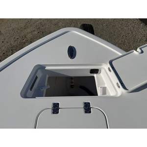 Embarcación de Pesca con Consola Central Sportsman Masters 247OE 2026 de 8' 5 - Product Image 2