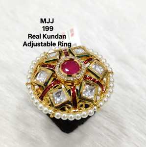 Anillo ajustable Kundan de acabado antiguo de gran oferta para fiestas o Mehendi y uso tradicional disponible a granel - Product Image 2