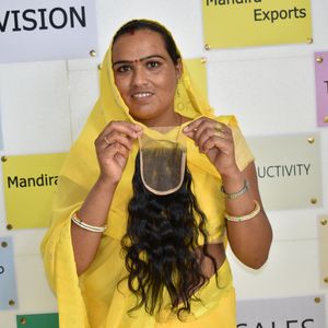 Venta al por mayor barato 100% crudo cutícula alineada tejido virgen cabello humano 6*6 cierre ondulado vendedores indio extensiones de cabello humano - Product Image 2