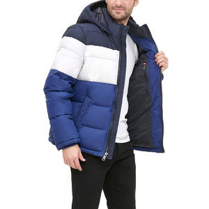 Chaquetas Acolchadas Impermeables con Capucha y Bordado de Última Moda, 100% Poliéster, Colores Combinados, Relleno de Felpa, Personaliza con tu Logotipo - Product Image 6