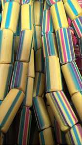 Cuentas de Vidrio Chevron de Colores Surtidos Hechas a Medida, Rojas en Varios Tamaños, Venta al por Mayor para Diseñadores de Joyería y Tiendas de Cuentas - Product Image 4