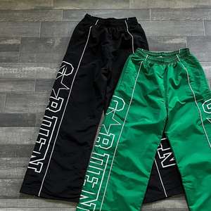 Vente en gros de pantalons de survêtement délavés à l'acide pantalons de survêtement pour hommes de haute qualité avec poches pantalon de survêtement avec logo personnalisé pour hommes - Product Image 4