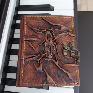 Clef signe figuré en cuir véritable couverture rigide Journal cahier à la main Journal Journal cadeau pour Piano musiciens mélomanes - Product Image 5