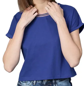 Camiseta feminina em branco folgada de tecido liso com top crop, novidade da moda em cores sólidas