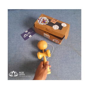 Kendama jouet personnalisé écologique mini minuscule Kendama en bois pour jouets éducatifs pour enfants - Product Image 1
