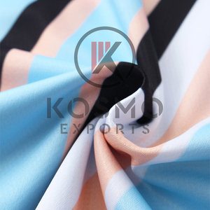 เสื้อยืดผู้ชายคุณภาพสูง โพลีเอสเตอร์/คอตตอน ขายส่ง สกรีนลายตามสั่ง เป็นมิตรกับสิ่งแวดล้อม แขนสั้น - Product Image 6