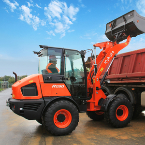 Cargadora Compacta de Ruedas Kubota R090, Cargadora de Construcción de Alta Resistencia, Gran Capacidad de Carga para Tareas Agrícolas, de Almacén y Movimiento de Tierras - Product Image 1