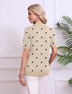 Haut décontracté pour femme à manches courtes en maille à pois, coupe régulière, respirant, idéal pour le bureau, avec logo décoratif sur le devant - Product Image 5
