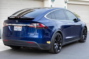 LISTO PARA ENVIAR: TE-SLA MODEL X PERFORMANCE 2021 ELÉCTRICO, 6 ASIENTOS, TRACCIÓN EN LAS CUATRO RUEDAS, COLOR AZUL PROFUNDO METÁLICO, CON CONDUCCIÓN AUTÓNOMA - Product Image 2