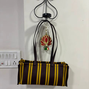 Estuches de cosméticos de alta calidad grandes y elegantes, bolsas de polipropileno de plástico reciclado de estilo moderno, cierre de cremallera, maquillaje femenino - Product Image 1