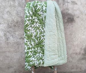 Cubrecama Acolchado de Algodón Orgánico Reversible Green Leaf Jaipuri Razai - Product Image 6