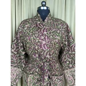 Bata tipo cárdigan de mezcla de lana de yak para mujer, rosa con estampado paisley, cálida y acogedora para invierno, ropa de estar para spa con bolsillos originales, suave y cómoda. - Product Image 2