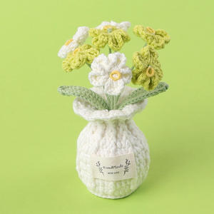 Ornements Cadeaux Faits Main en Crochet : Fleurs, Plantes, Tulipes, Tournesols, Papillons, Myosotis en Pot de Fleurs au Crochet - Product Image 2