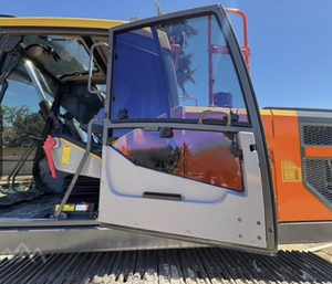 Offre d'enchères très demandée pour une pelle sur chenilles EC220EL 2022 avec une charge utile de 55 000 lb et un pince hydraulique - Product Image 4