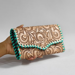 Nueva Llegada 2026: Cartera de Mano Corta Antirrobo para Mujer con Diseño Floral Tallado, 100% Cuero Genuino Impermeable - Product Image 5
