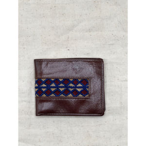 Cartera Bohemia de Cuero Genuino Hecha a Mano con Bordado Tribal, Cierre de Cremallera, Función Antirrobo, Estilos Largo y Corto Disponibles - Product Image 1