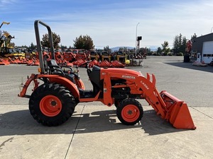 รถแทรกเตอร์ล้อ B2650HSD Kubota น้อยกว่า40แรงม้าใช้งานค่อนข้างดี-เครื่องยนต์มอเตอร์เกียร์ปั๊มเกียร์ส่วนประกอบหลักรวมอยู่ด้วย - Product Image 3