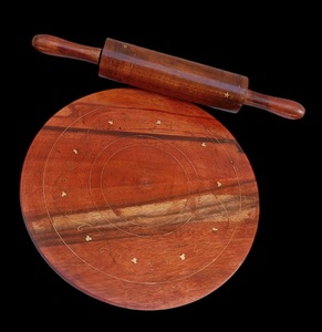 Rouleaux à pâtisserie en bois de haute qualité et planches à pâtisserie outils de cuisson de cuisine de qualité alimentaire rouleau à pâtisserie avec la meilleure qualité et le prix le plus bas - Product Image 1
