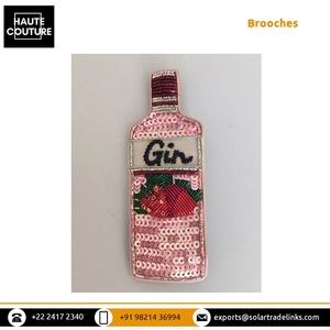 Fabriqué en Inde, broche en forme de bouteille de gin de qualité exceptionnelle de 9cm de long avec épingle à prix abordable - Product Image 5