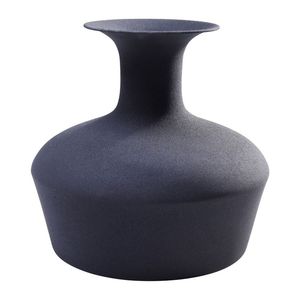 Florero de metal con forma antigua de tendencia con gran demanda adecuado para mejorar los temas de decoración del hogar tradicionales y clásicos - Product Image 2