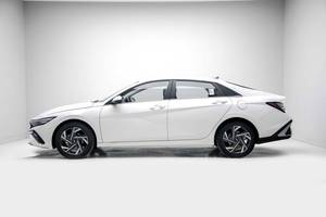 Nouvelle berline Hyundai Elantra GLX Elite 1.5L FWD 2025 certifiée, zéro kilomètre/km/h, blanche et impeccable, prête à être expédiée - Product Image 5