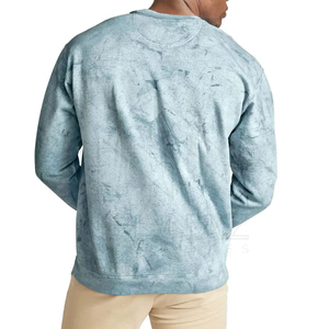 Sudadera para hombre con efecto desgastado y lavado ácido, tejido suave, estilo casual y moderno para streetwear. - Product Image 2