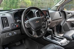 Chevrolet Colorado ZR2 Bison 2020 Usado, 1 Dueño, Diferenciales Bloqueables, 4x4, Modificaciones Overland, Cámara Trasera, Euro - Product Image 2