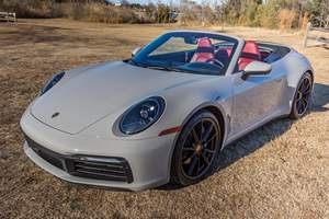 Porsche 911 Carrera Cabriolet 2022, Motor Turbo de 6 Cilindros y 379 HP, Paquete Premium, Sistema de Escape Deportivo, Sin Modificaciones - Product Image 3