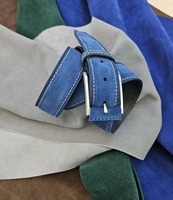 Ceinture en daim bleu cuir hommes ceinture personnalisée à la main avec boucle en métal LMB-0061 de haute qualité pour femmes