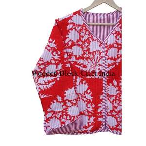 Floral Block Printed Knitted Breathable Eco-Friendly Women's V-Neck Long Sleeve Quilted Bomber Jacket Front Open <b>Button</b> - Product Image 3