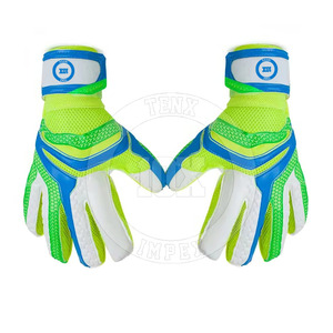 Gants de gardien de but de Football en Nylon à tricoter professionnels fabriqués au Pakistan - Product Image 2