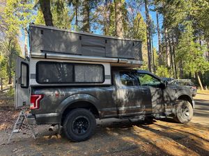 Mini remolque de viaje terrestre moderno personalizado RV caravana ligero Pop-Top Camper camionetas impermeables de aluminio para 4 personas - Product Image 6