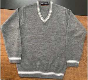 Meilleure vente Chandail à manches fuil de couleur grise à col en V pour les vêtements d'hiver - Product Image 2