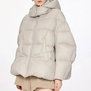 Abrigo de invierno acolchado de burbujas empacable para mujer, cómodo diseño de lona corto con botón a través de chaqueta acolchada resistente a la luz - Product Image 2