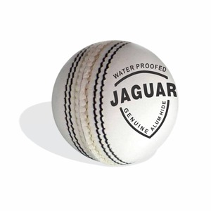 Pelota de críquet de cuero blanco Jugur duradera de la mejor calidad de KC ENTERPRISES 156gm-160gm paquete 6 estándar internacional todos los deportes - Product Image 4