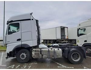 Camion Mercedes-Benz Actros 5 1845 Big Space avec caméra de recul, capacité de charge 31-40T, Euro 5, transmission automatique, transport logistique - Product Image 2