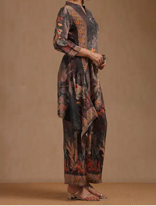 Graceful Dark Grey <b>Loose</b> <b>Fit</b> Indian & Pakistani Clothing <b>Dress</b> for Women with Stylish Floral Print for Everyday Elegance - Product Image 6