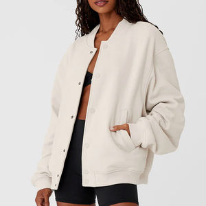 Vestes universitaires courtes personnalisées pour femmes, violettes, style vintage, streetwear, brodées, baseball, université, hiver - Product Image 1